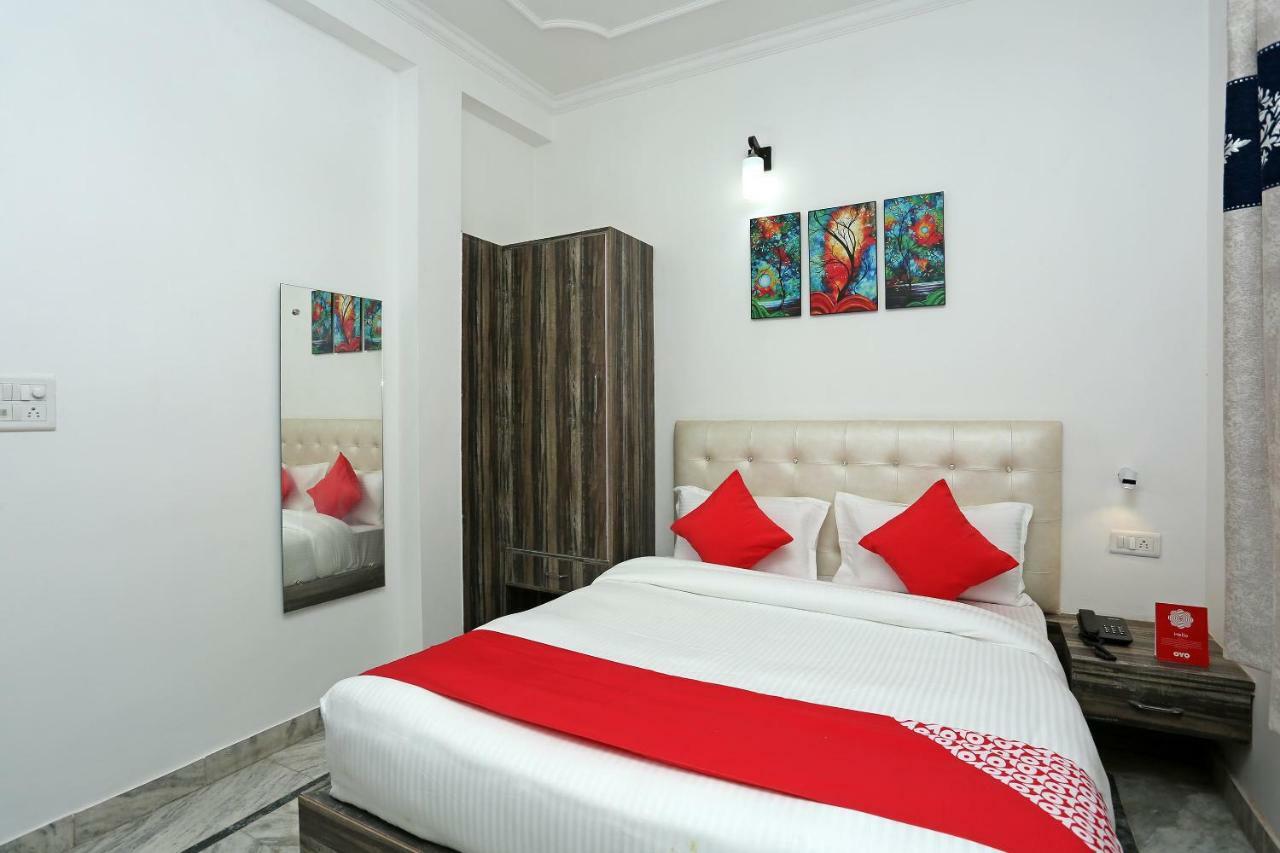Oyo 16544 Bella Vista By Jordan Ξενοδοχείο Agra  Εξωτερικό φωτογραφία